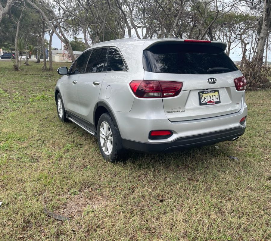 b16a2d3d-c02d-4de3-b6b7-33cc5471b8b8